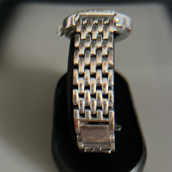 DMQ SilverTone Pave Bezel Round Dial Bling Ladies Watch - Picture 12 of 16